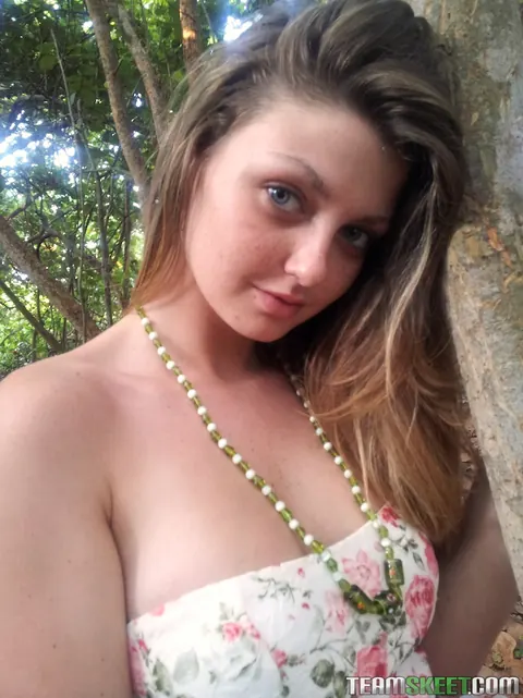 Staci Silverstone: Blonde Strips Naked in the Woods and Spreads Her Pussy – photo 7 of 16