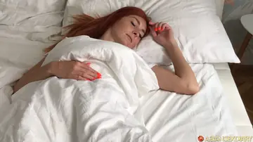 Kate Gold – Czech Redhead Sucks Cock and Spreads Her Shaved Pussy
