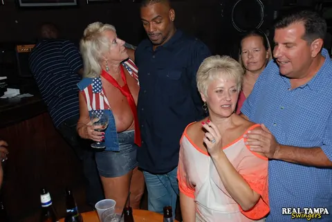 Mandi McGraw: Blonde MILFs in Shorts Take Anal and Doggy Style in a Group – photo 3 of 15