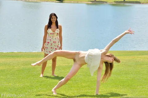 Woman Flashes Her Pierced Nipples Outdoors – photo 6 of 20