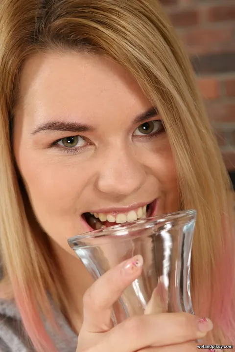 Izzy Delphine: Czech Blonde Wets Shorts and Top Before Dildo Play – photo 5 of 21