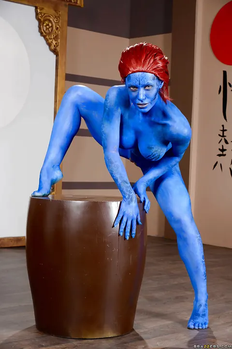 Nicole Aniston: Redhead in Body Paint Shows Off Her Enhanced Tits and Spreads – photo 13 of 16