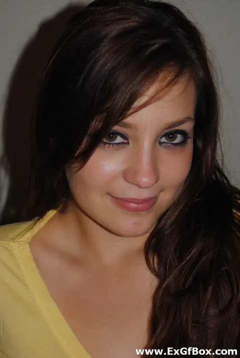 Samantha Marie: Busty Brunette with Natural Tits Peels Off Her Panties on the Bed – photo 6 of 15