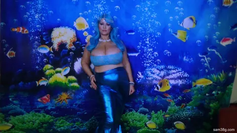 Samantha 38G: Curvy Blonde MILF Shows Off Her Monster Tits and Big Nipples – photo 2 of 16