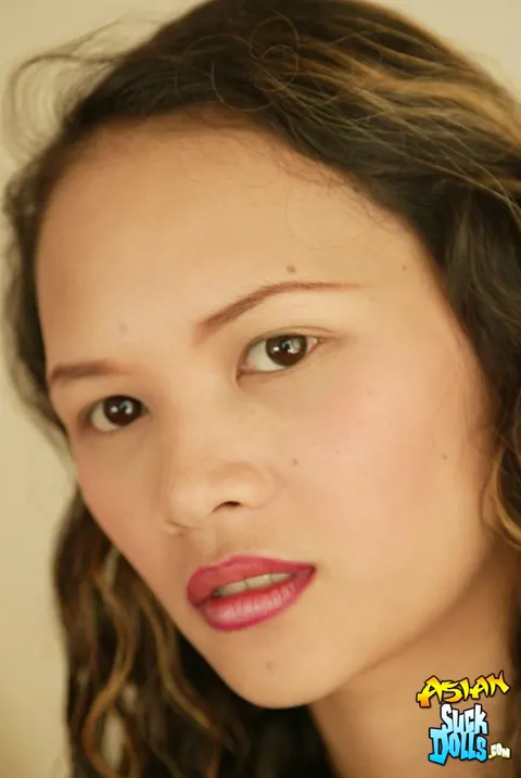 Curly Thai Woman Undresses and Spreads Her Hairy Pussy – photo 2 of 20