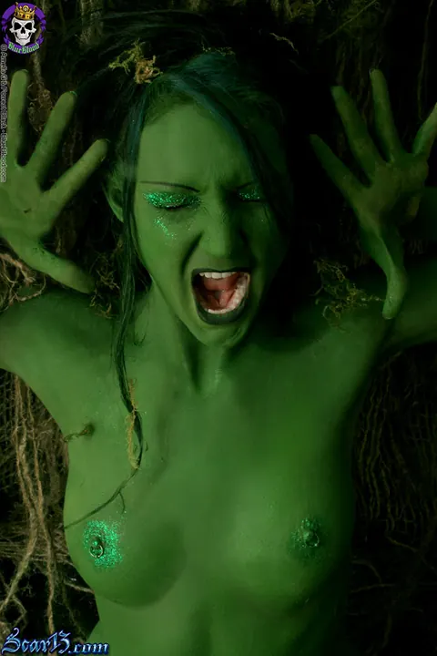 MILF in Cosplay Poses Naked in the Forest – photo 3 of 15