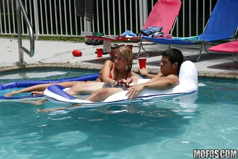 Bridgete: Brunette Flaunts Her Big Tits in a Bikini by the Pool – photo 16 of 16
