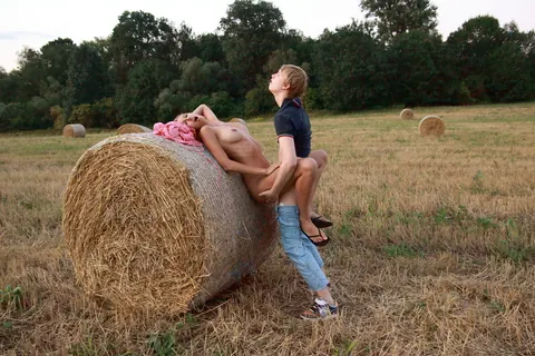 Kitty Jane: Slim Czech Brunette Fucks Outdoors Against a Round Bale – photo 6 of 10