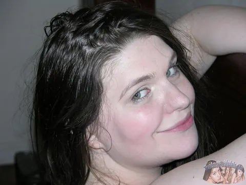 Brunette BBW in Panties Spreads Her Pussy – photo 13 of 16