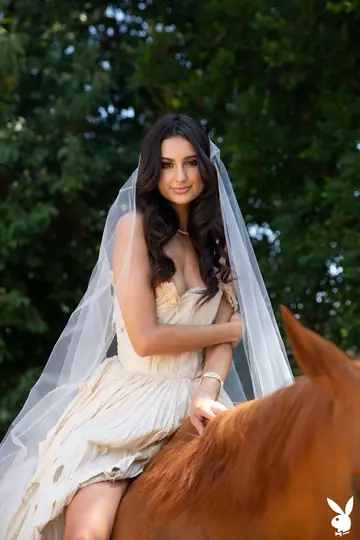 Eliza Ibarra – Latina Brunette Rides a Horse and Spreads Her Legs in Boots