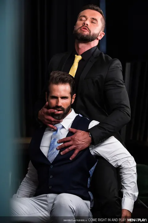 Tattooed Men Kiss and Fuck in the Office – photo 2 of 21