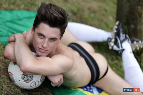 Two Men Kiss and Fuck After Soccer Practice – photo 5 of 21