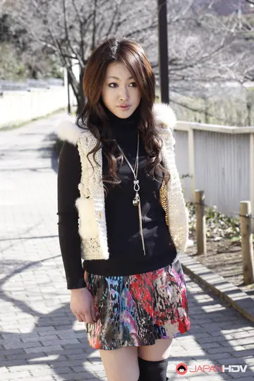 Yu Yamashita – Japanese Brunette Shows Off Her Short Skirt and Boots Outdoors