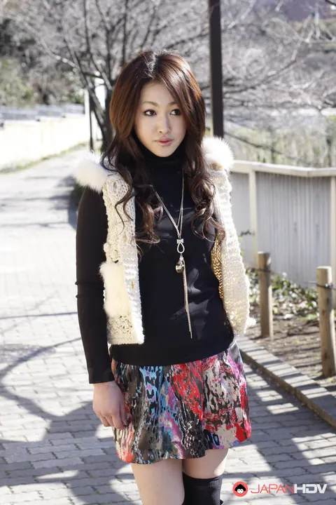 Yu Yamashita: Japanese Brunette Shows Off Her Short Skirt and Boots Outdoors – photo 1 of 15