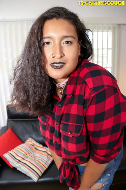 Trans Woman Undresses and Poses Nude on a Sofa for a Casting – photo 1 of 16