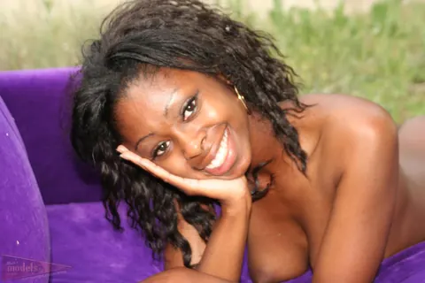 Ebony Babe Strips Out of Her Lingerie Outdoors – photo 12 of 16