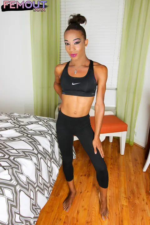 Trans Woman Strips Nude and Poses from All Angles – photo 1 of 16