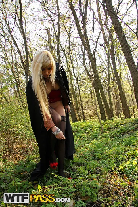 Donna Bell: Thick Blonde Takes Anal in the Forest Wearing a Leather Cape – photo 8 of 16