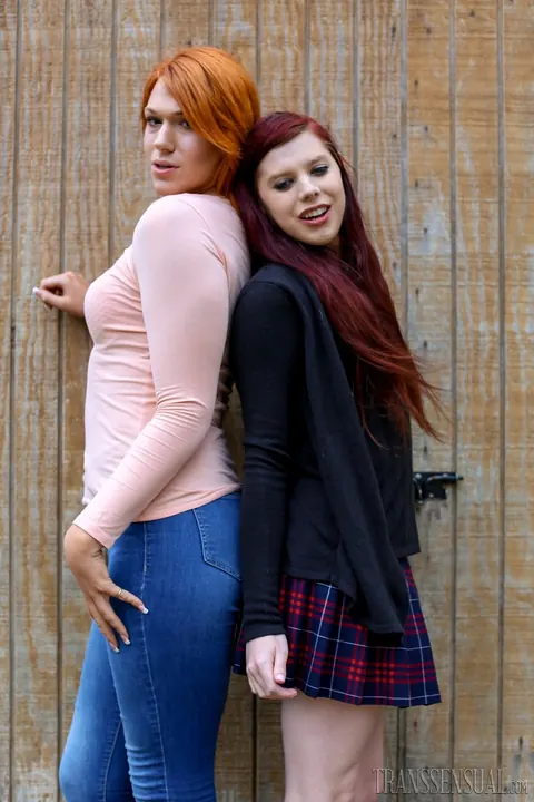 Redhead Trans Woman Poses Nude Outdoors in Jeans – photo 12 of 15