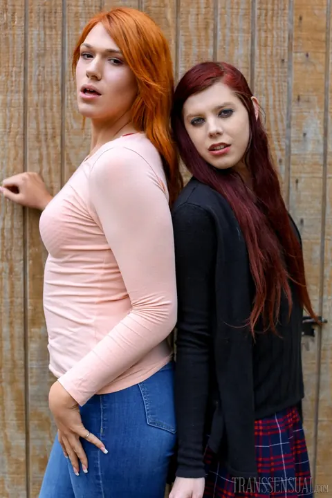 Redhead Trans Woman Poses Nude Outdoors in Jeans – photo 14 of 15