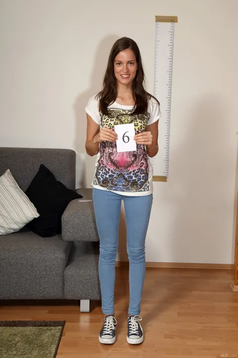 Silvie Luca: Tall Skinny Brunette Strips Out of Her Lingerie at the Casting – photo 1 of 21