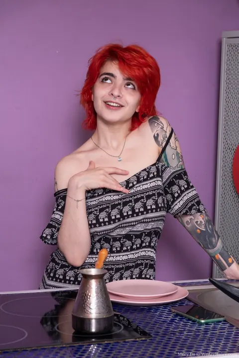 Mery Lu: Redhead in White Socks Toys Her Hairy Muff – photo 2 of 21