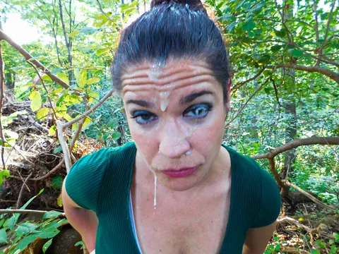 Sammi Starfish: Brunette MILF Gets Fucked Outdoors Until He Finishes – photo 7 of 15