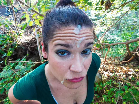 Sammi Starfish: Brunette MILF Gets Fucked Outdoors Until He Finishes – photo 1 of 15