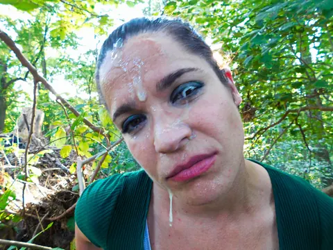 Sammi Starfish: Brunette MILF Gets Fucked Outdoors Until He Finishes – photo 6 of 15