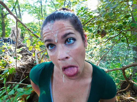 Sammi Starfish: Brunette MILF Gets Fucked Outdoors Until He Finishes – photo 8 of 15
