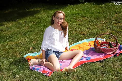 Busty Babe Strips Out of Her Shorts Outdoors – photo 2 of 16