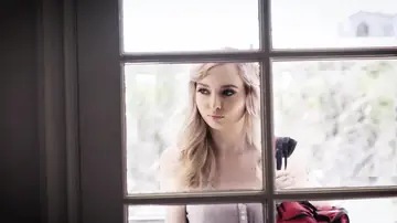 Skinny Blonde Gives a Blowjob and Rides Him Cowgirl Style