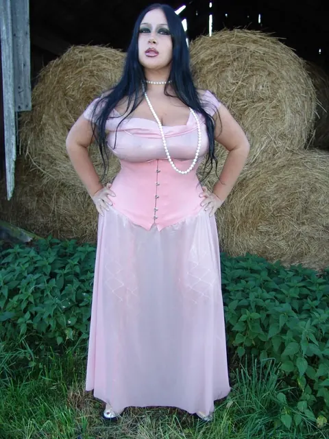 Ginger Mi: Busty Redhead MILF Strips Latex and Spreads on Hay Bales – photo 3 of 16