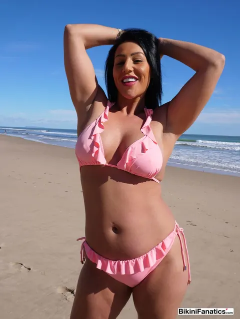 Candi Kayne: British Brunette Reveals Her Big Tits and Poses Nude on the Beach – photo 6 of 12