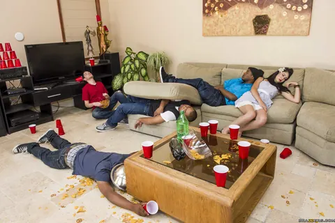 Maxine X: Blonde Asian MILF Sucks Cock and Gets Fucked – photo 3 of 21