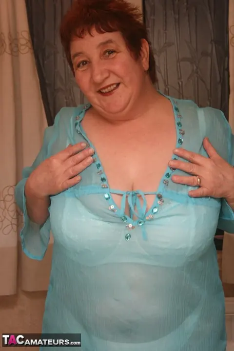 Kinky Carol: Busty Redhead in Panties and Heels Spreads in the Bathroom – photo 6 of 20