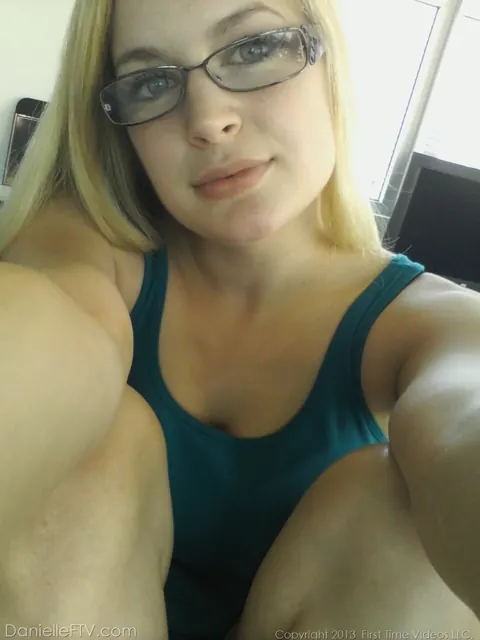 Danielle Delaunay: Blonde in Glasses Lifts Her Skirt for Selfies – photo 10 of 14