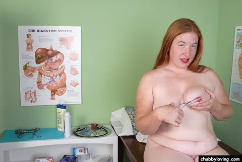 Chubby Redhead MILF Uses a Dildo for Anal and Spreads Her Hairy Pussy – photo 3 of 16