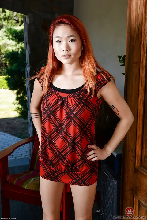 Lea Hart: Thick Asian Redhead Bares Her Shaved Pussy and Big Natural Tits – photo 1 of 16