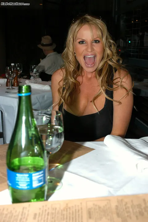 Eva Angelina & Kelly Madison: Tall Blonde MILF Flashes Her Pussy in Public – photo 16 of 16
