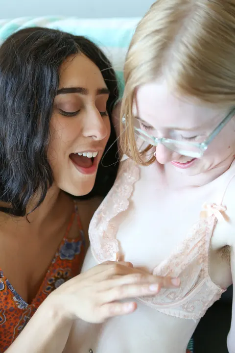 Layla Cherrie: Slim Brunette Lesbians Kiss and Lick Each Other in Glasses – photo 4 of 20