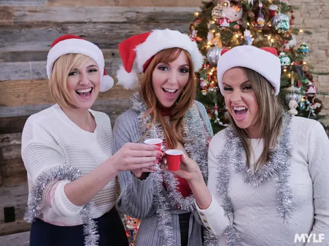 Kate England: Busty Blonde MILF and Redhead Share Cock in a Christmas Threesome – photo 9 of 21