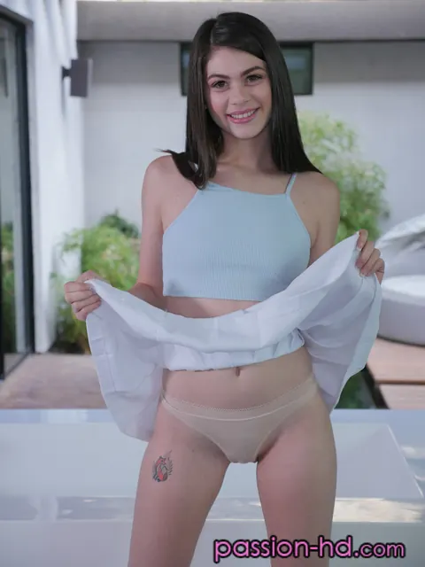 Marina Woods: Brunette Strips Off Her Skirt Outdoors and Spreads Her Pussy – photo 2 of 17