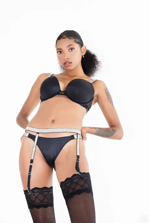 Barbie Reyes: Tall Ebony Brunette Strips Out of Her Lingerie and Stockings – photo 4 of 20