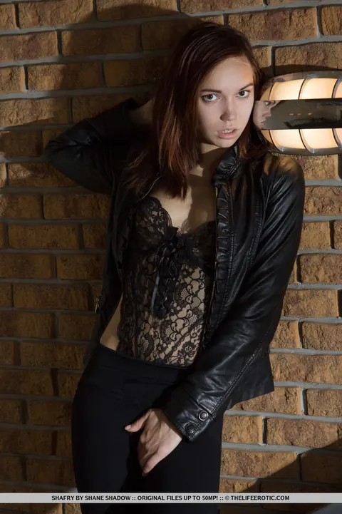 Shafry: Redhead Strips Out of Her Leather Yoga Pants and Fingers Herself – photo 1 of 16