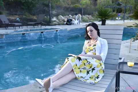 Dana DeArmond: Tattooed Curvy MILF Rides Cock for Anal by the Pool – photo 5 of 21