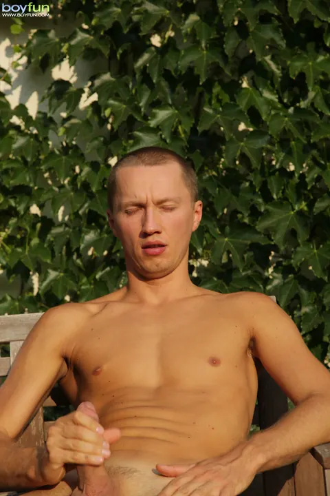 Thick Man Poses Nude Outdoors Showing His Big Ass and Cock – photo 14 of 21