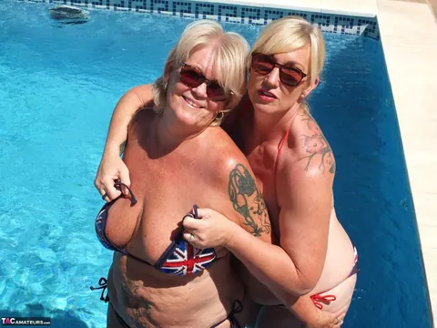 Randy Raz: Two Mature Blondes Kiss, Lick and Finger in the Pool – photo 10 of 16