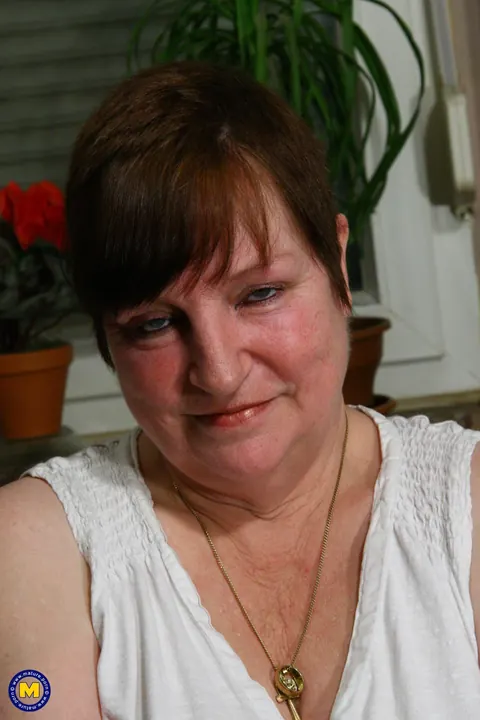 Anita C: Busty European MILF with Short Hair Masturbates with a Dildo – photo 1 of 21