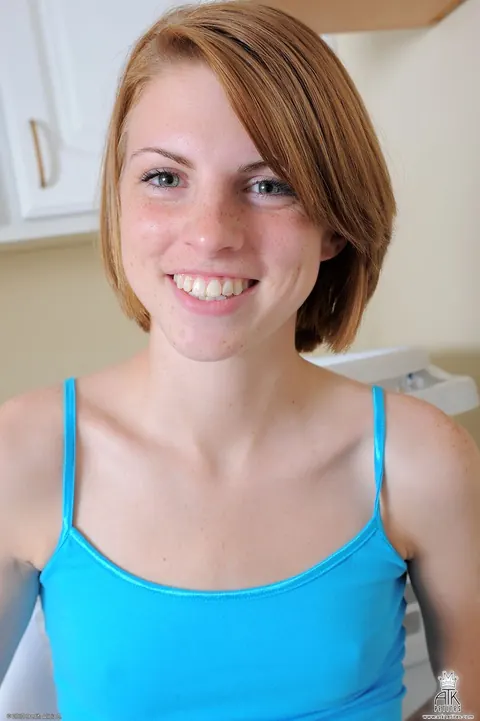 Aubrey Belle: Slim Brunette Spreads Her Pussy Deep and Fingers Herself – photo 1 of 20